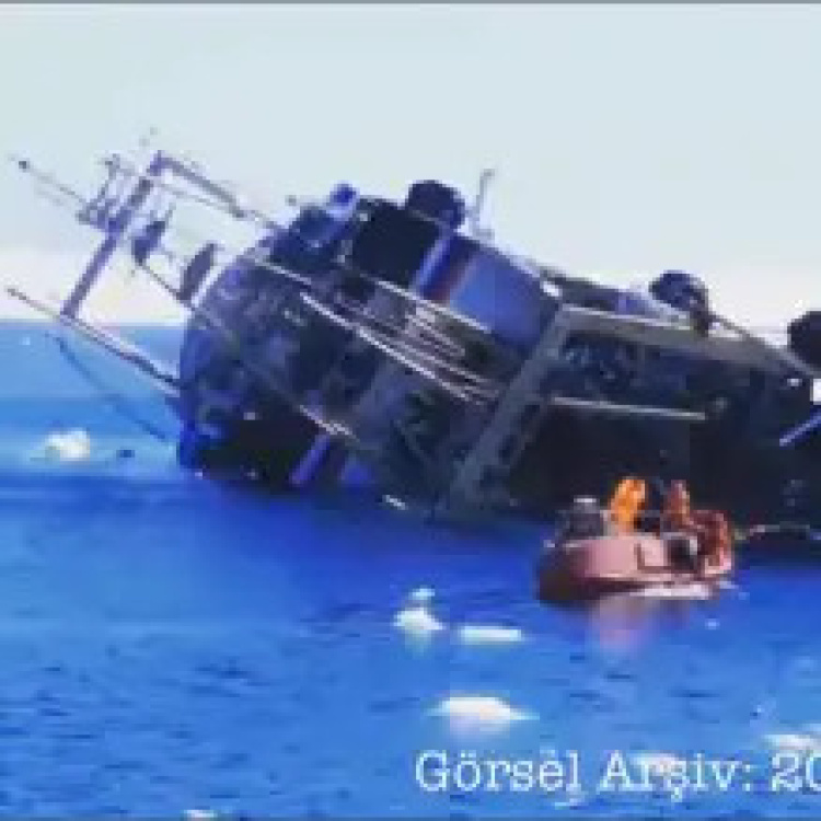 BARTIN’da GEMİ BATTI !