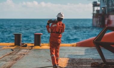 GEMİ İÇİNDE STRES VE İŞ BİLMEZ İDARECİLİK: “MEVCUT SORUNLAR VE ÇÖZÜMLERİ”